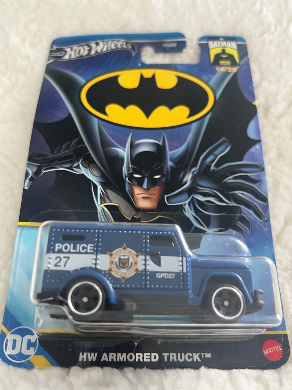 DC Batman Police 27 Van Hot Wheels
